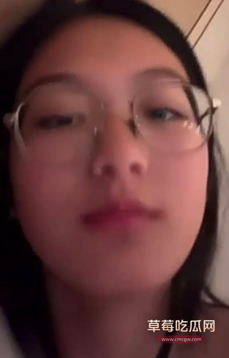 留学生在圈子里乱搞6.jpg