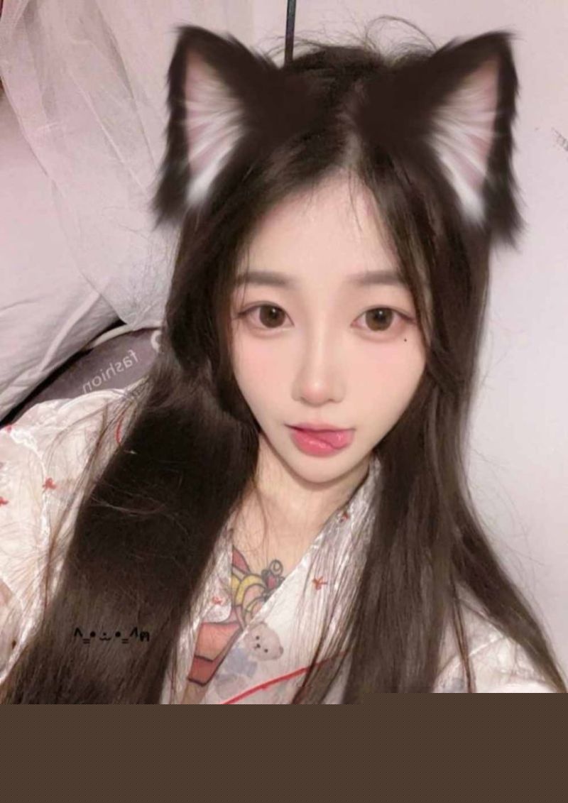 00后小网红发骚被泄密5.jpg