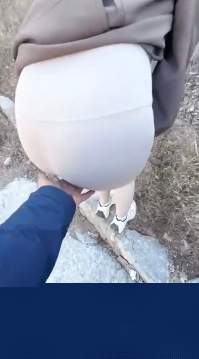 哥哥调教妹妹被奶水呲1.jpg