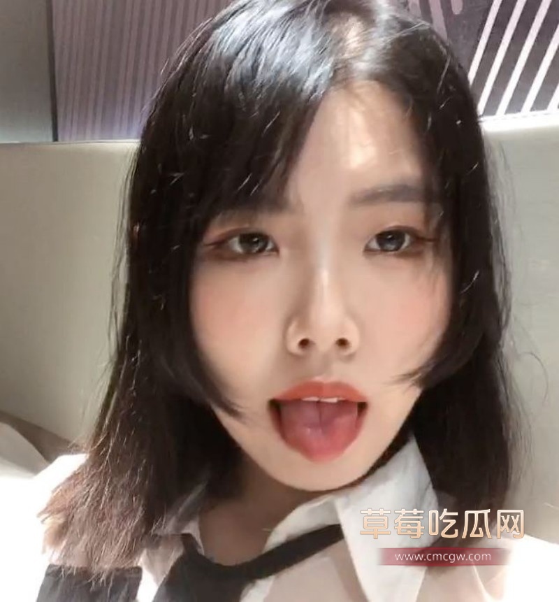 老师 (2).jpg 老师 (2).jpg