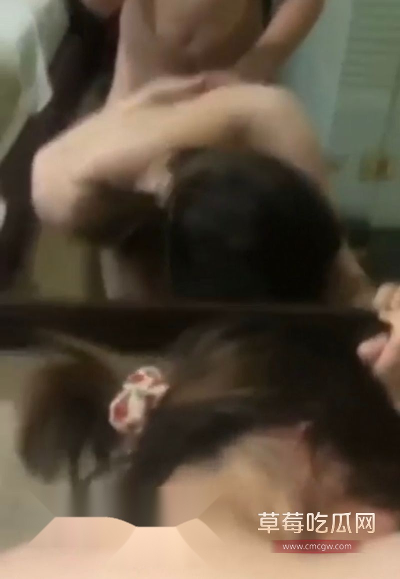 女老师偷情学生家长4.jpg 女老师偷情学生家长4.jpg