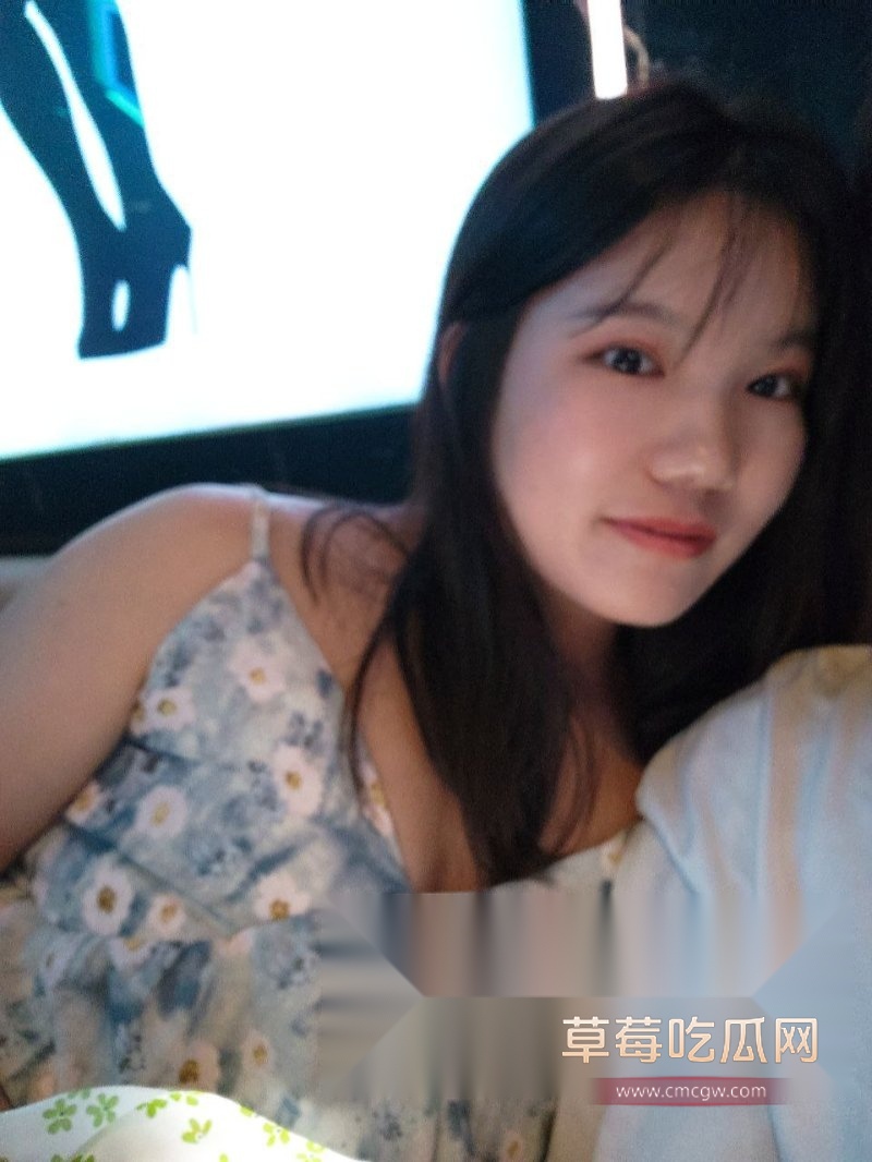 女幼师柳柳6.jpg 女幼师柳柳6.jpg