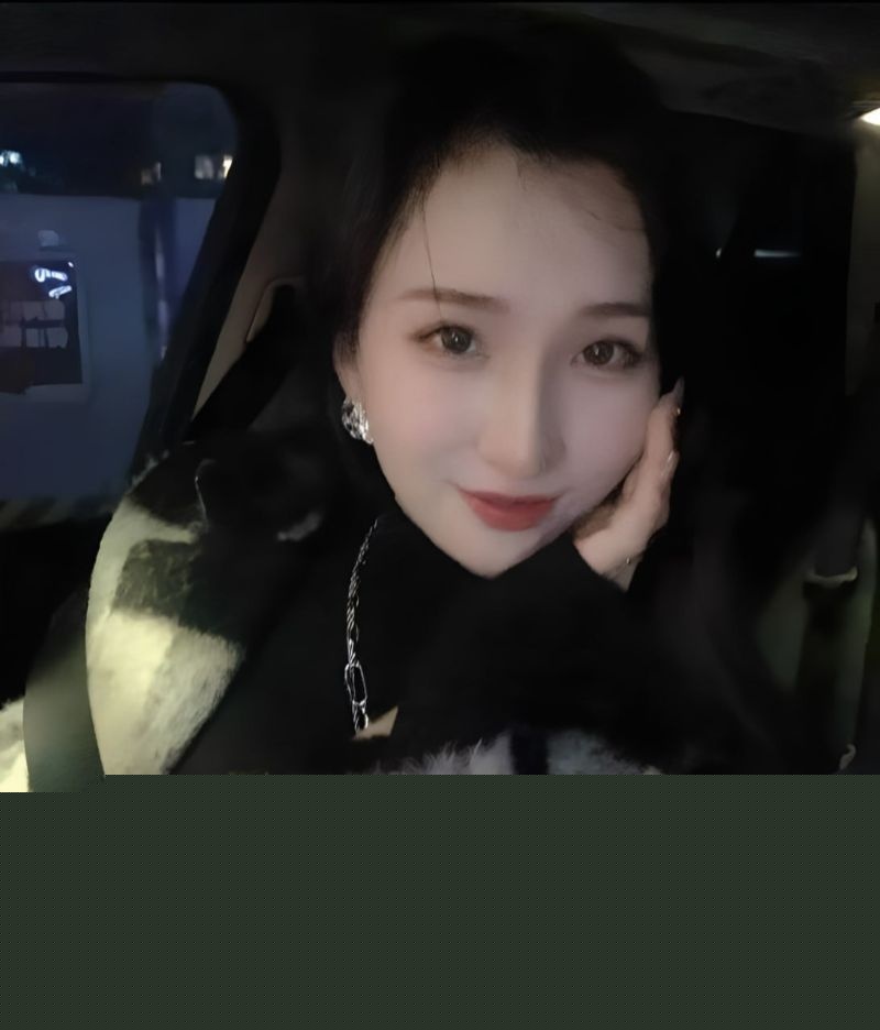 反差少妇出轨被老公3p3.jpg