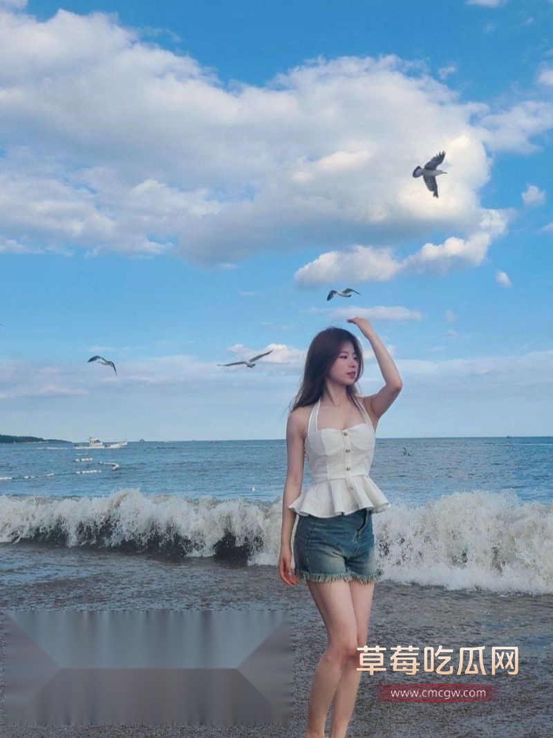 推特反差婊给金主卖骚赚钱1.jpg