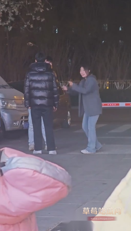 绿帽瓜5.jpg 绿帽瓜5.jpg