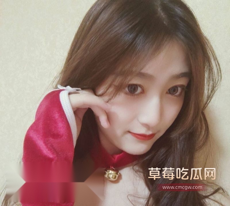 大学生绿了男友三年1.jpg