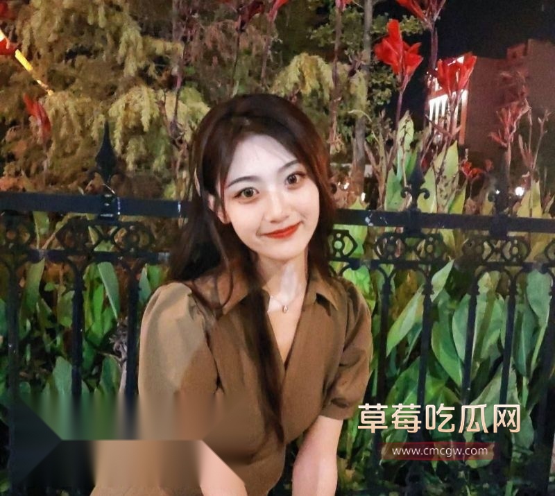 大学生绿了男友三年4.jpg