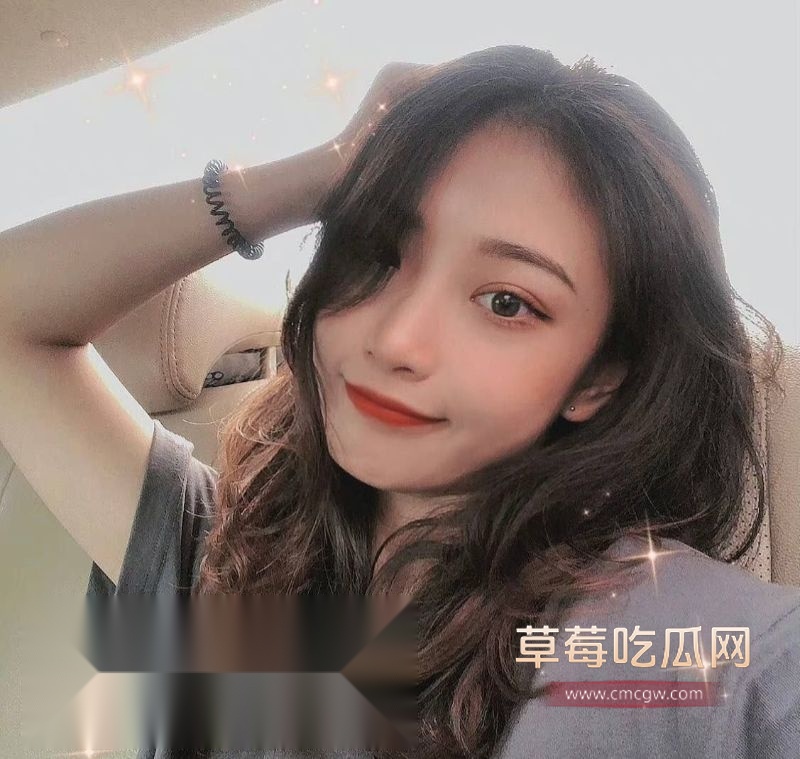 女学生装清纯榨干金主2.jpg 女学生装清纯榨干金主2.jpg