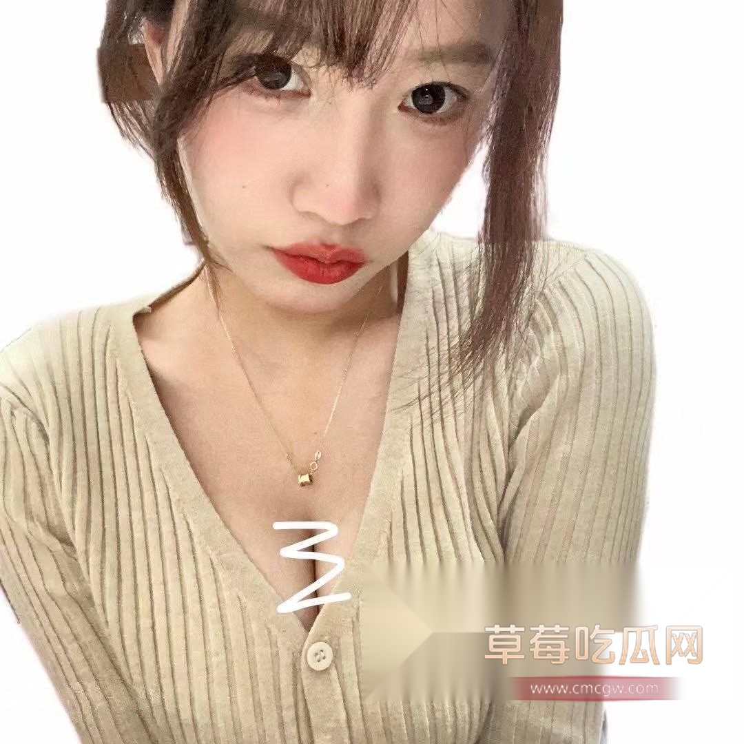 生活照2.jpg 生活照2.jpg