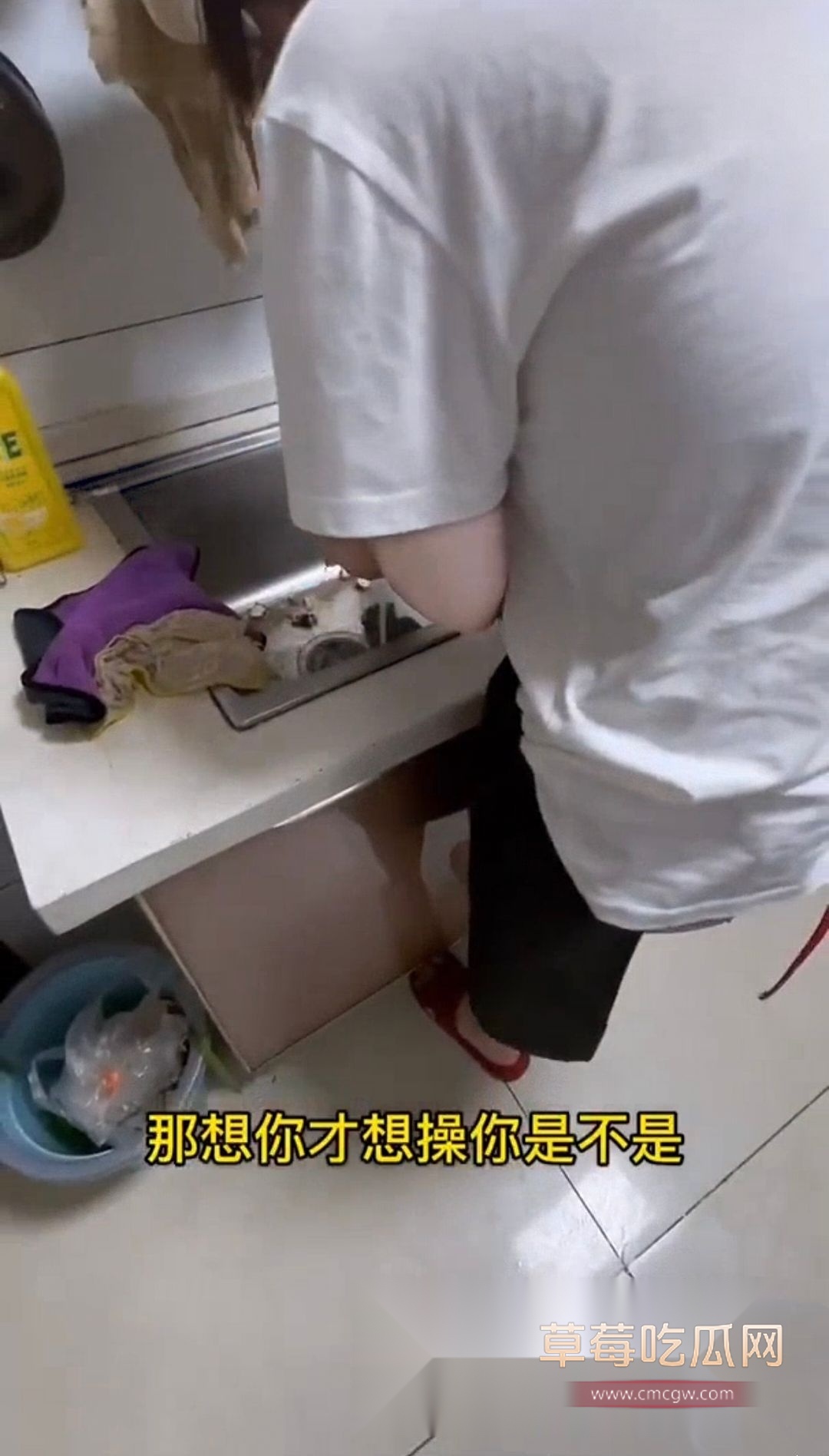 强上美女邻居1.jpg 强上美女邻居1.jpg