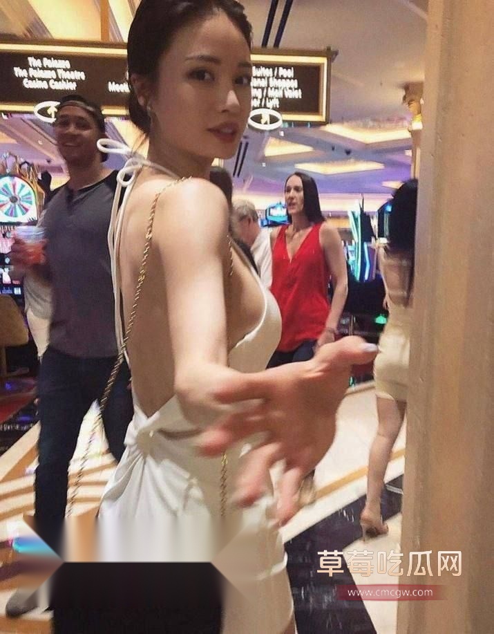 女留学生拿绿卡榜大佬2.jpg 女留学生拿绿卡榜大佬2.jpg