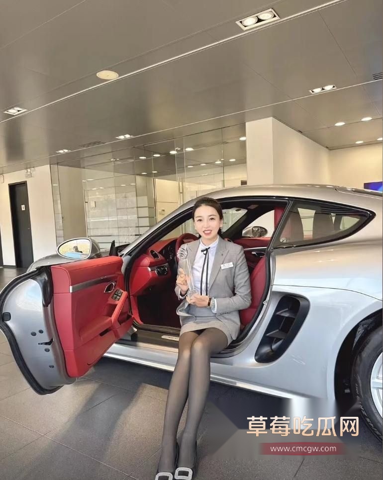 保时捷销冠牟倩文13.jpg
