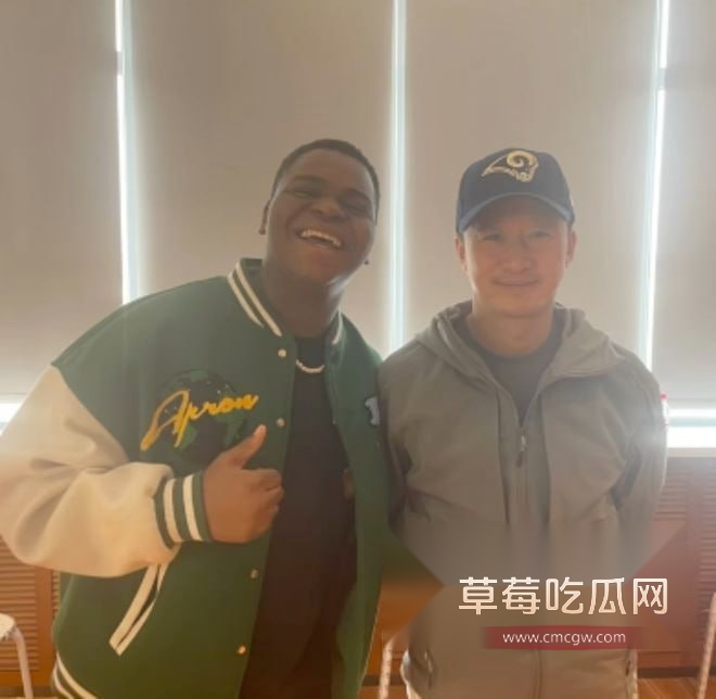 战狼2小黑下海6.jpg 战狼2小黑下海6.jpg
