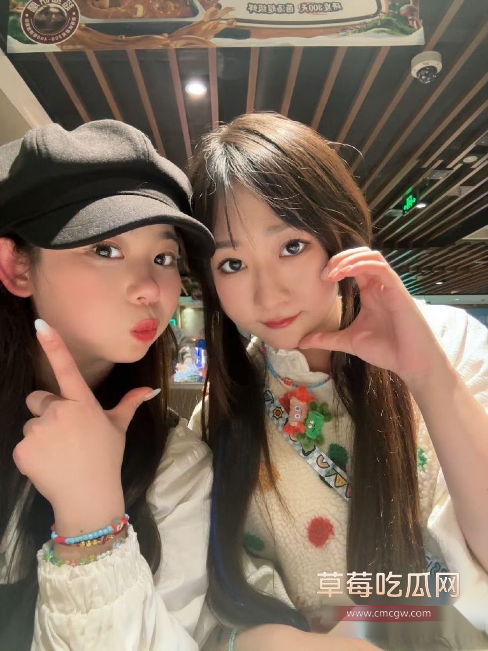 天津反差母狗郝天莙11.jpg 天津反差母狗郝天莙11.jpg