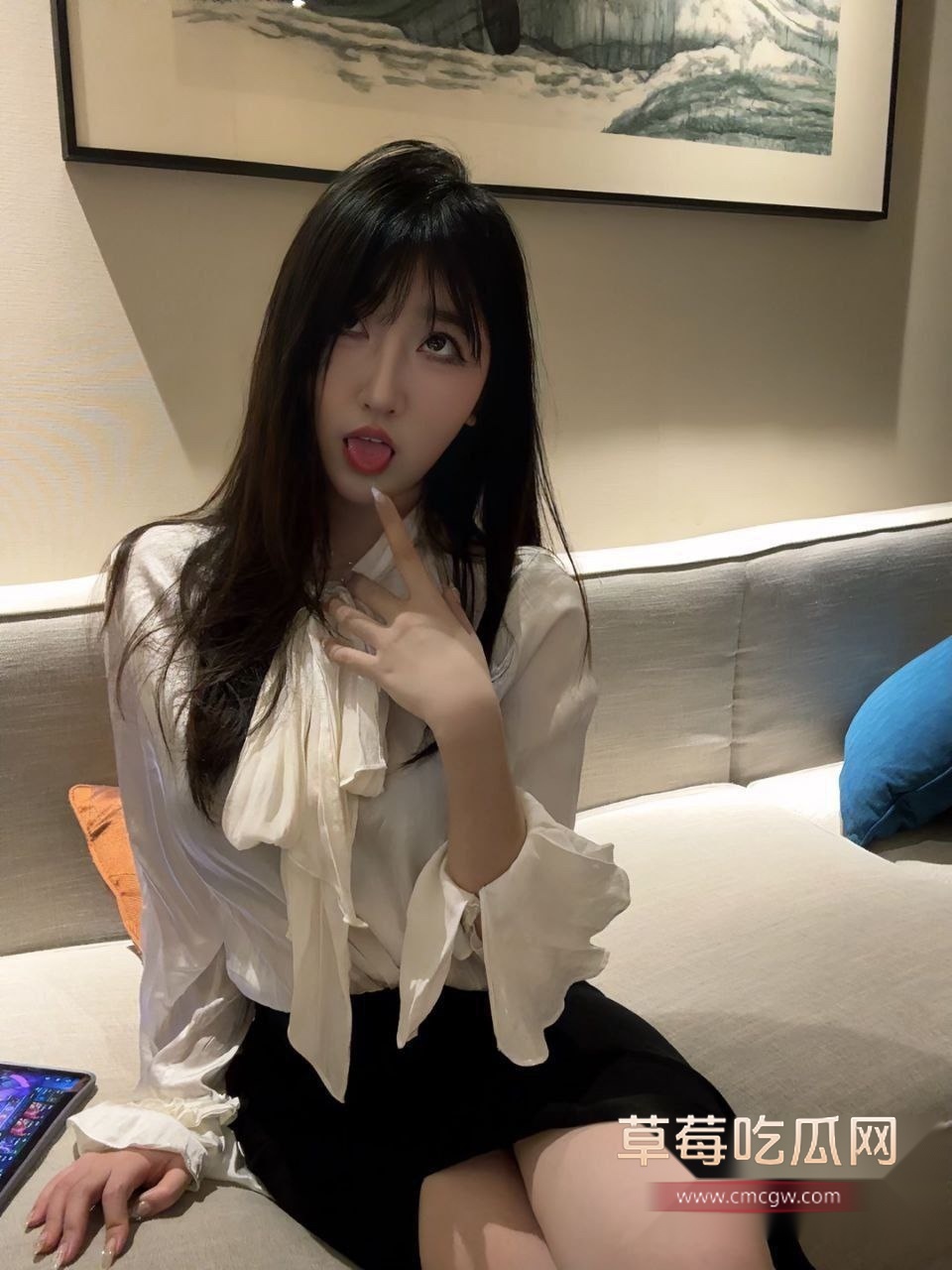 天津反差母狗郝天莙13.jpg 天津反差母狗郝天莙13.jpg