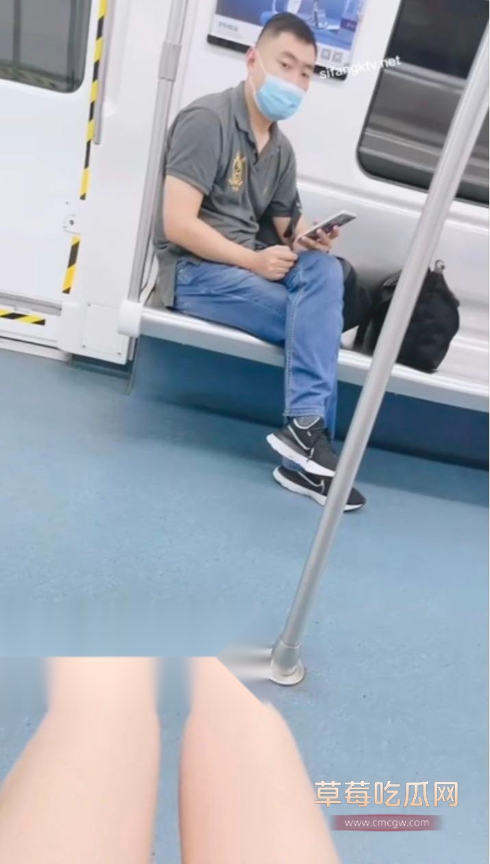 娜娜户外露出5.jpg
