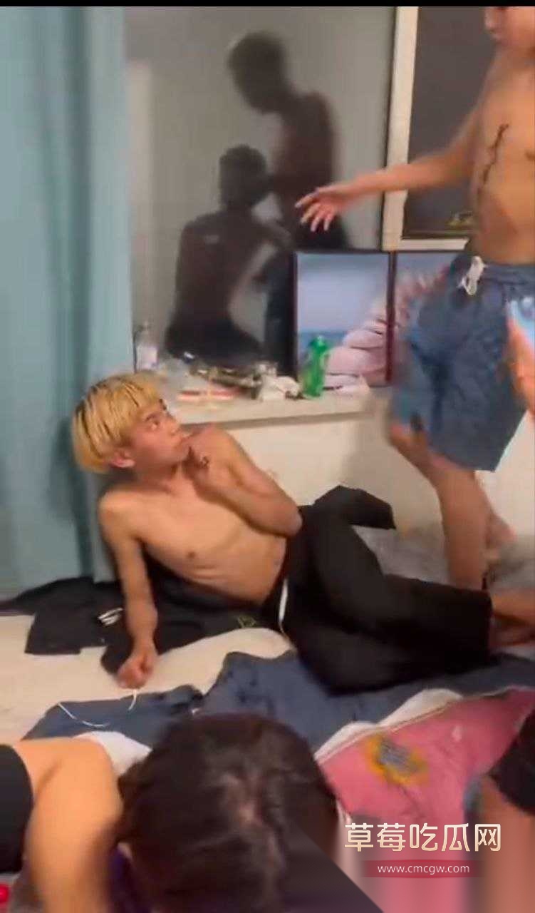 s5.jpg s5.jpg