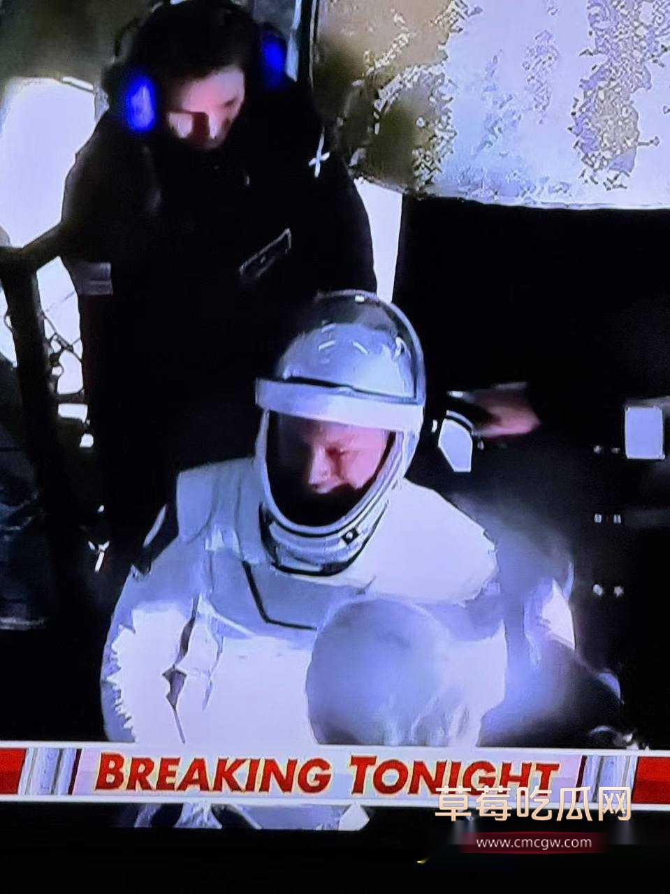 s2.jpg s2.jpg