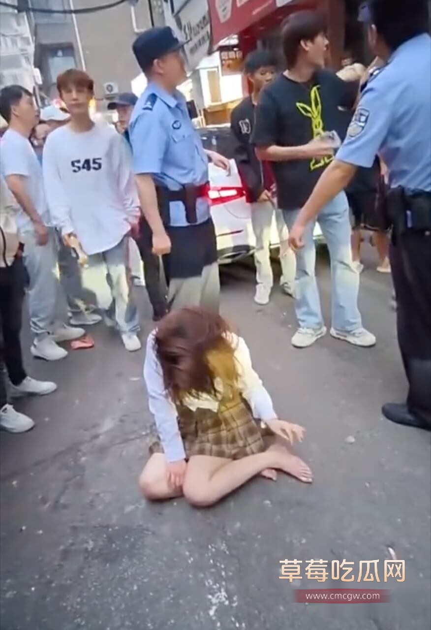 长沙JK小三被打6.jpg 长沙JK小三被打6.jpg