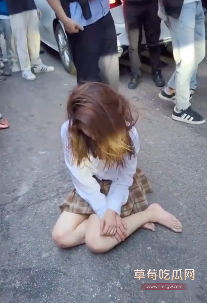 长沙JK小三被打7.jpg 长沙JK小三被打7.jpg