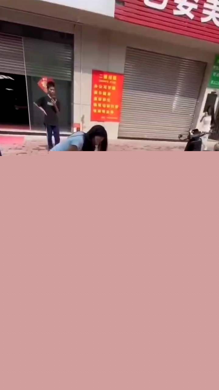 精神小妹争夺黄毛 (4) 精神小妹争夺黄毛 (4)