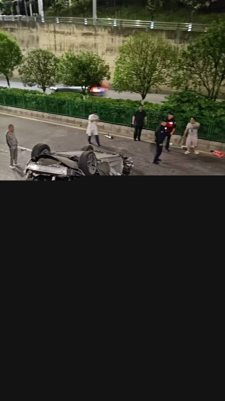 小米su7起飞失败4.jpg 小米su7起飞失败4.jpg