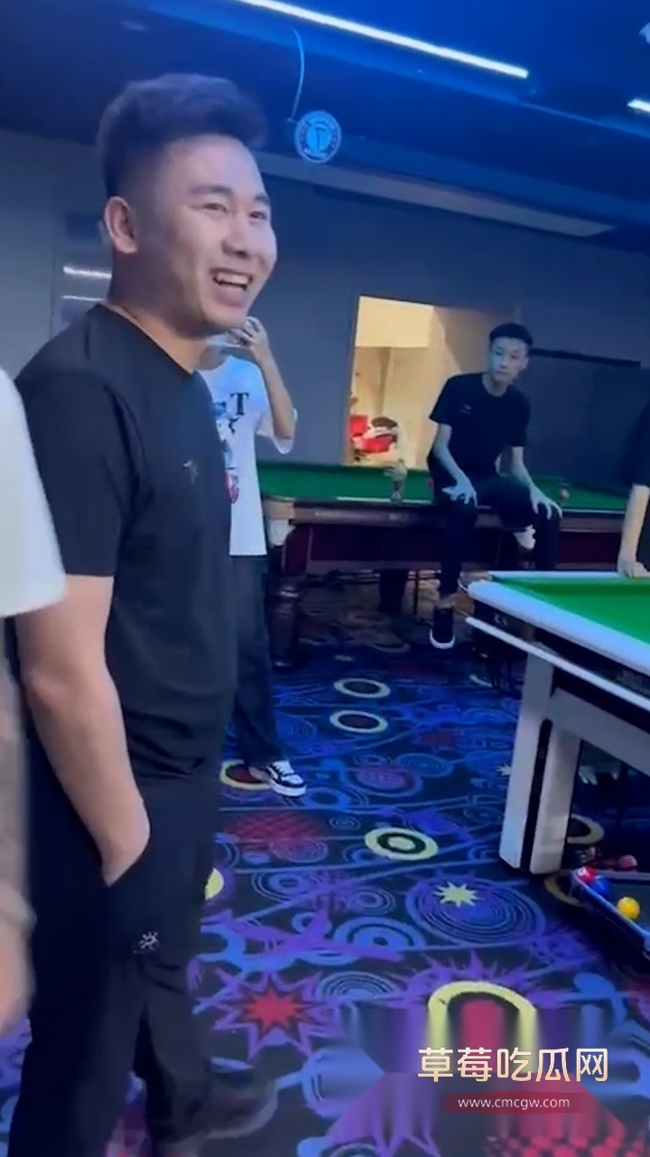 台球室互殴 2 台球室互殴 2