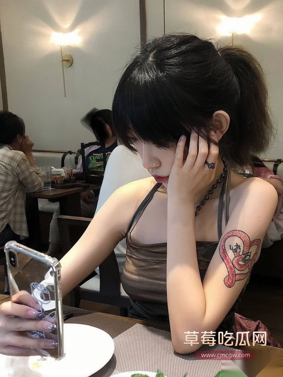 超极品御姐大尺度性爱被爆 21