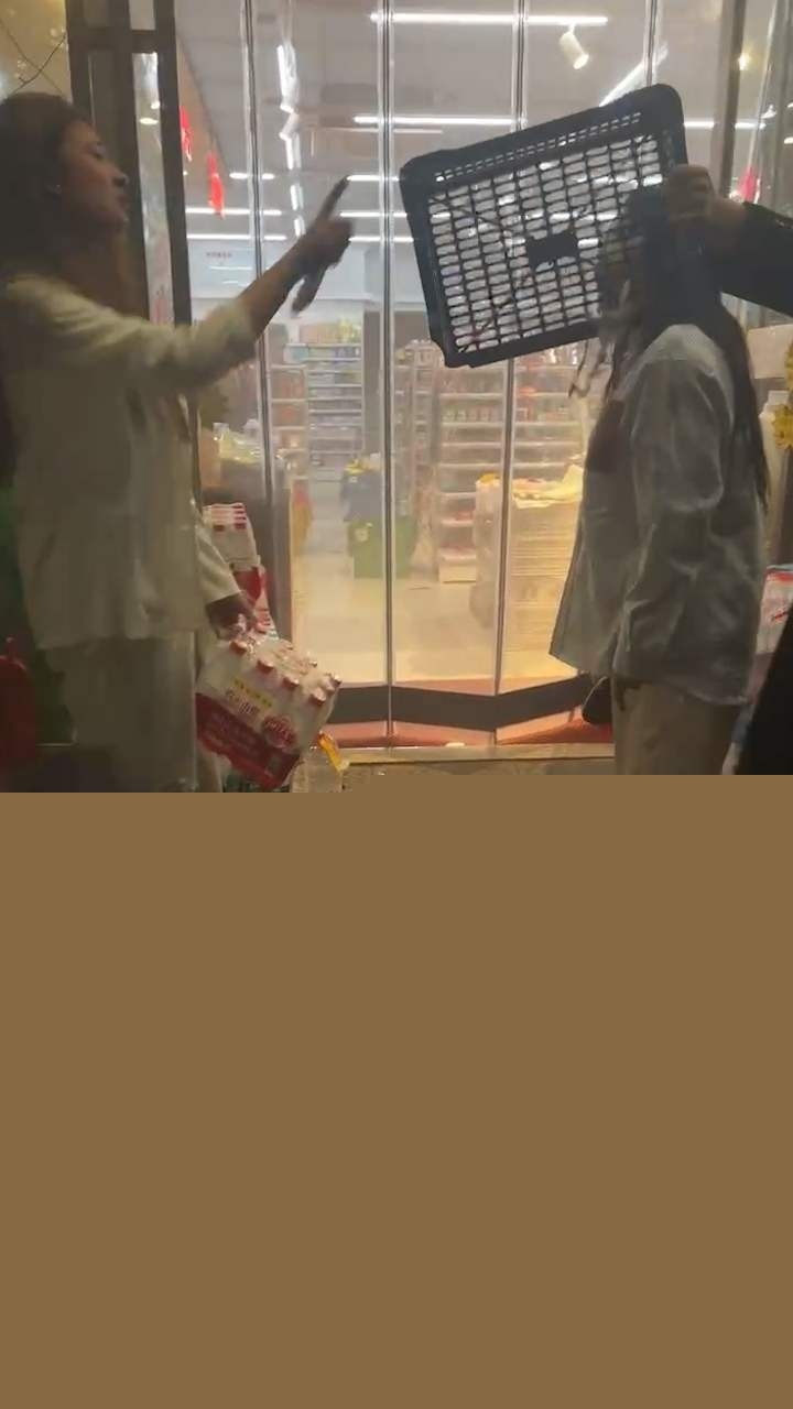 精神小妹摇人干仗 1 精神小妹摇人干仗 1