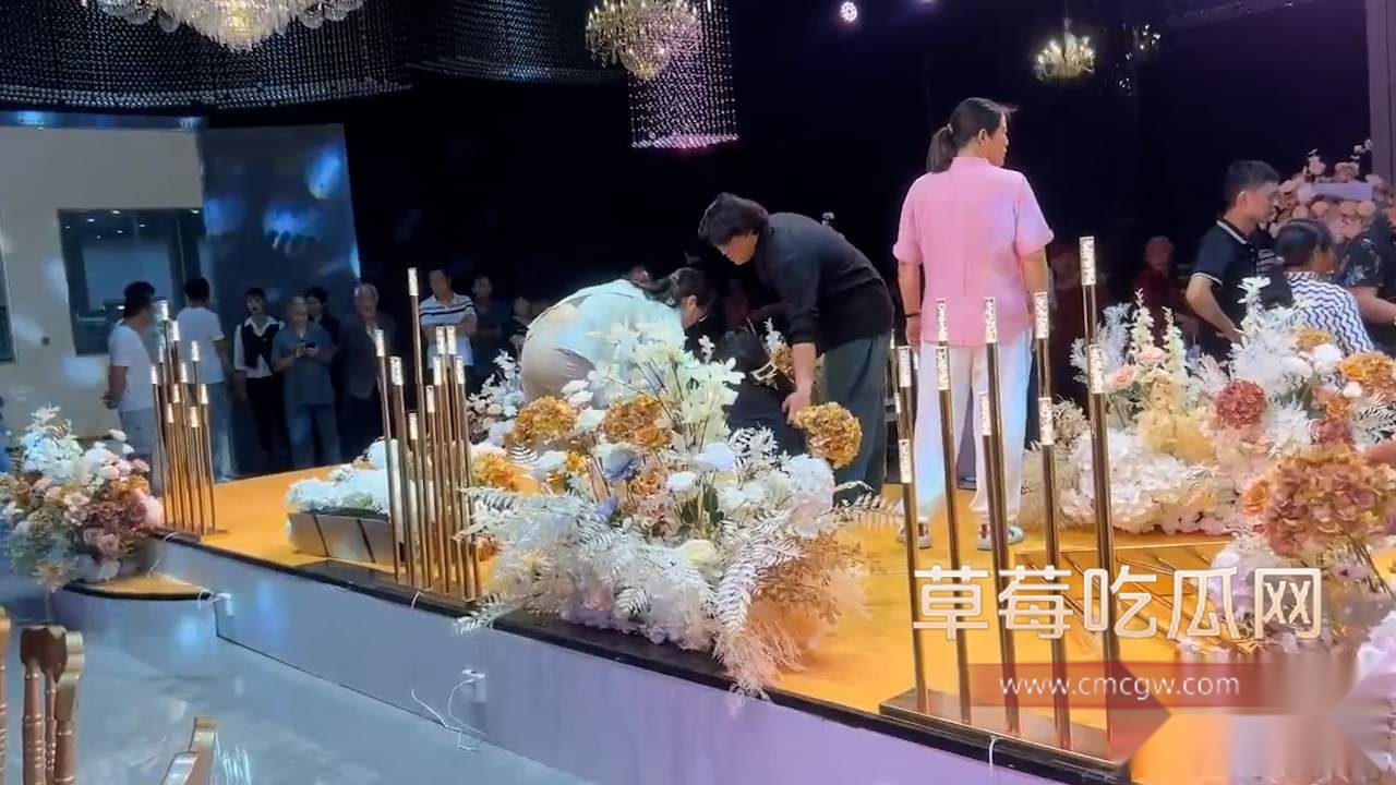 坦克前妻大闹婚礼 1 坦克前妻大闹婚礼 1