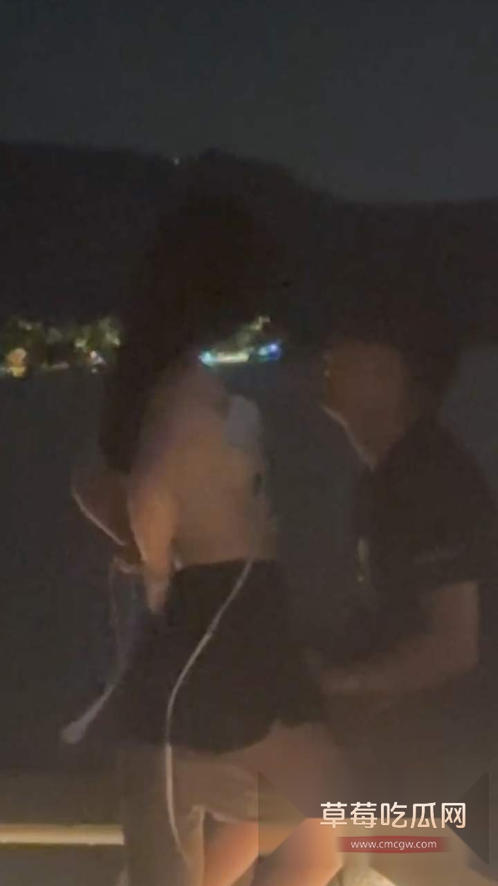 520奇闻吃瓜 5 520奇闻吃瓜 5