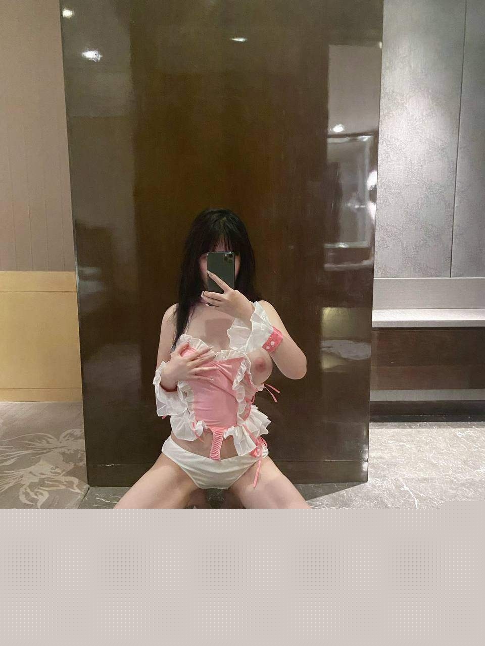 双马尾萝莉被金主后入 6 双马尾萝莉被金主后入 6