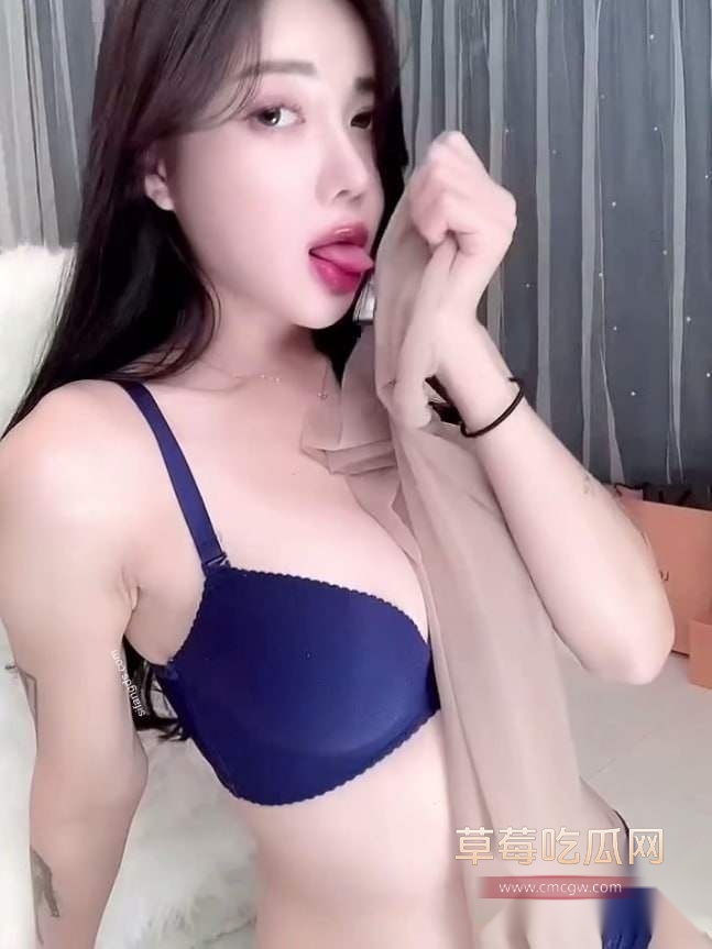 韩国福利姬jindayul漏奶视频 7