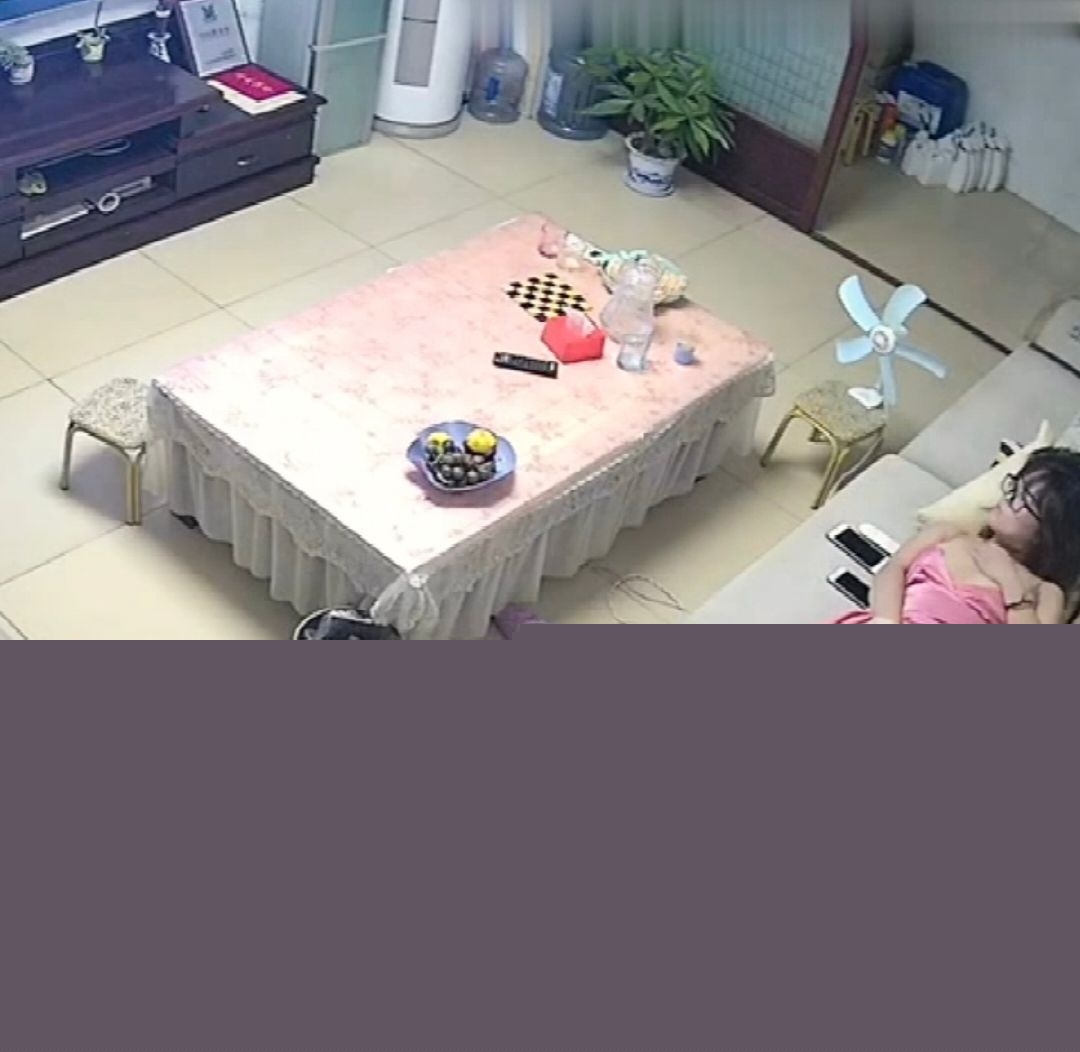 良家妇女在家自慰监控视频流出3 良家妇女在家自慰监控视频流出3