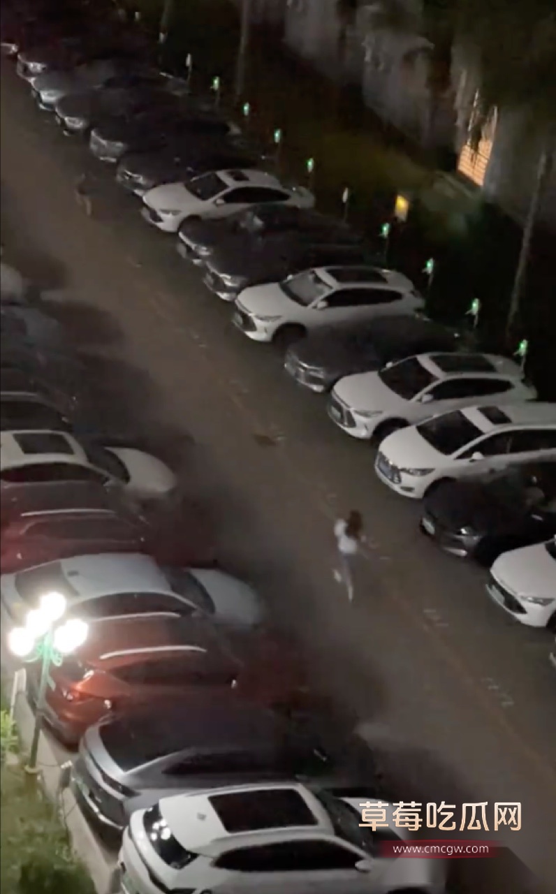 纯爱战神不肯倒下1.jpg 纯爱战神不肯倒下1.jpg