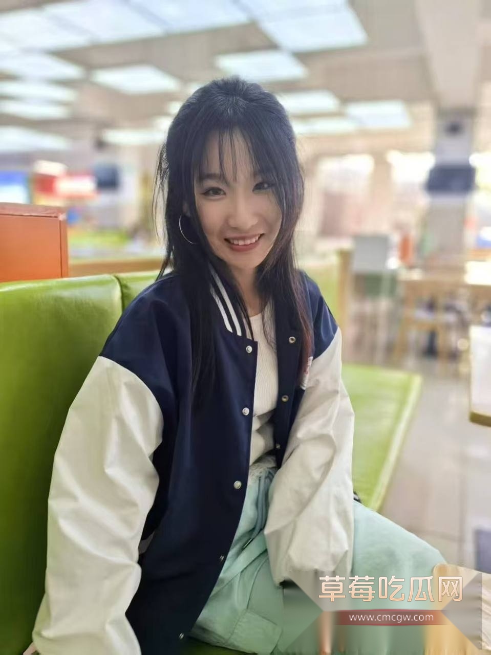 食堂帮男友撸管 1 食堂帮男友撸管 1
