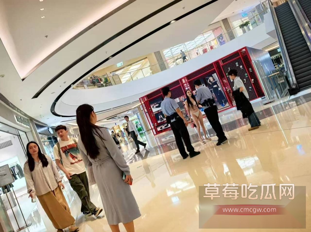 今天成都万象城主人的任务 2 今天成都万象城主人的任务 2