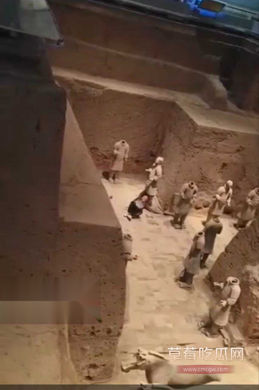 兵马俑2.jpg 兵马俑2.jpg