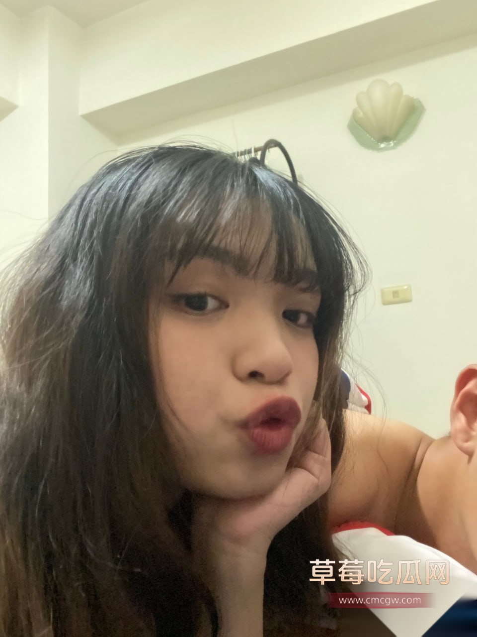 台湾外表乖巧的良家牙套妹子陈雅婷 9 台湾外表乖巧的良家牙套妹子陈雅婷 9