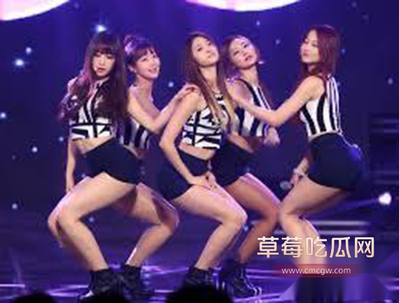 韩国女团成员Jennie酒后遭路人骚扰 2