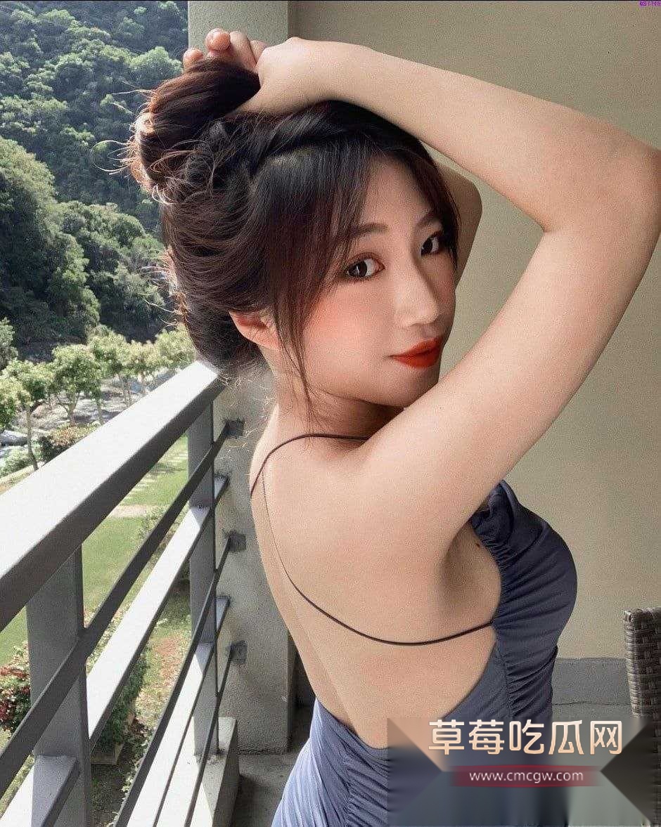 小网红与金主爸爸拍摄的调教视频 3 小网红与金主爸爸拍摄的调教视频 3