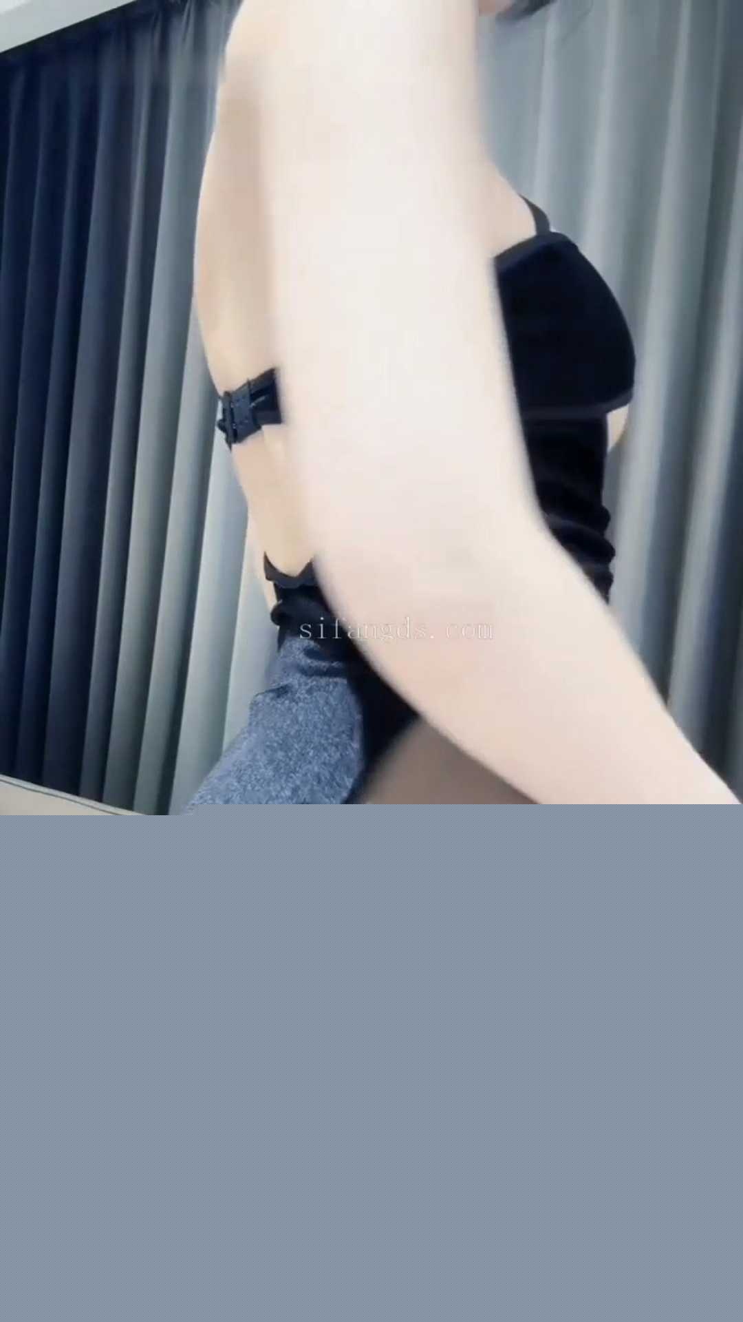 顶级大奶美女暗宝AB 1 顶级大奶美女暗宝AB 1