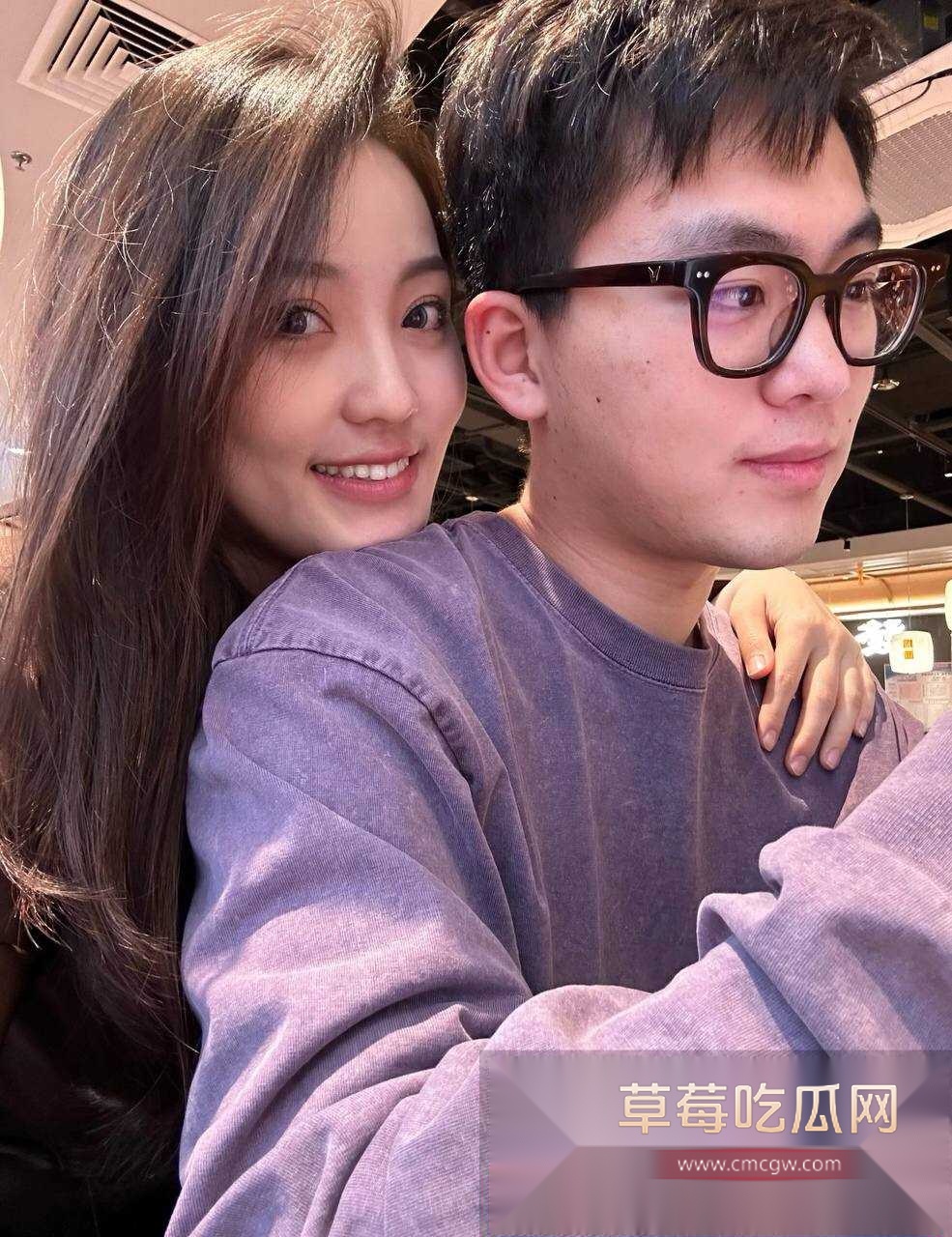 母子乱伦7.jpg