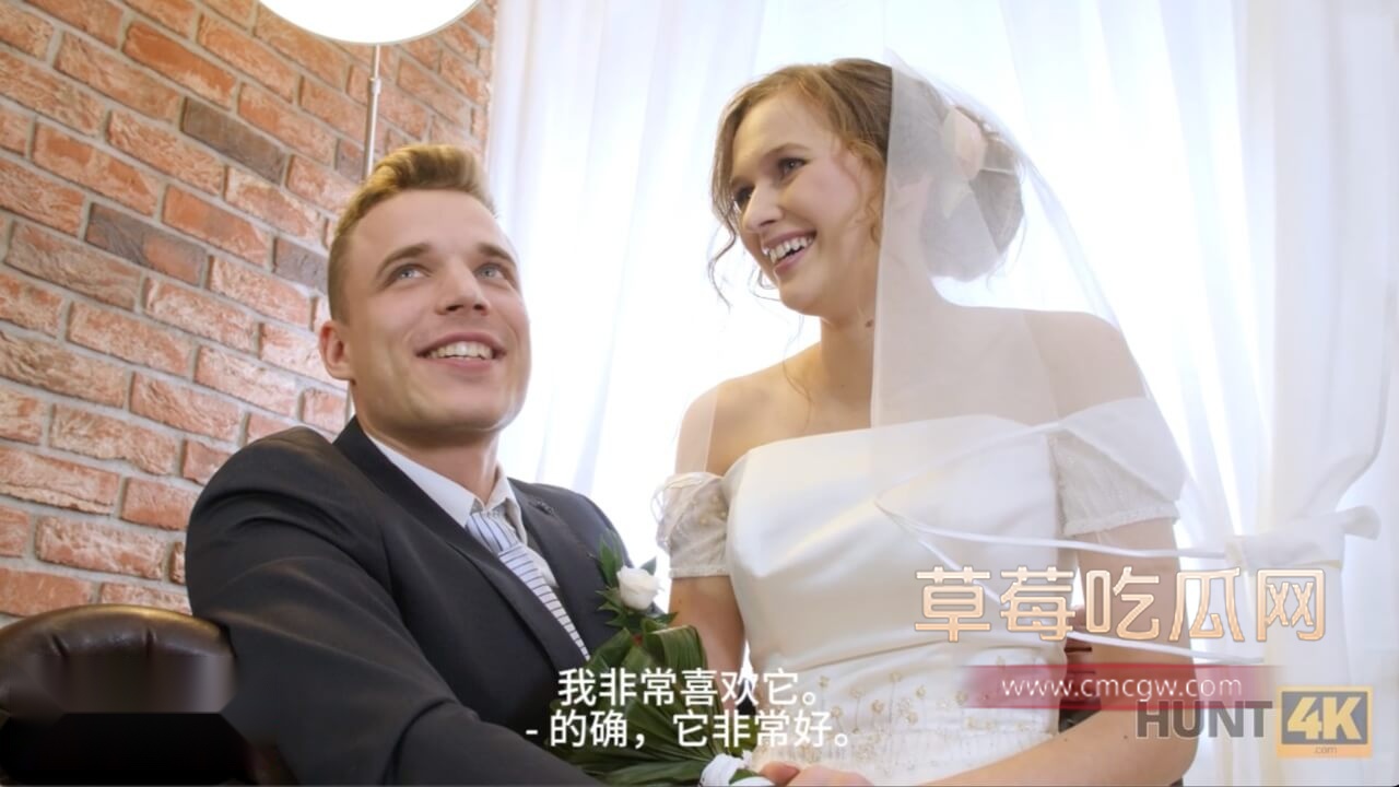 捷克街头搭讪新婚的小夫妻1.jpg 捷克街头搭讪新婚的小夫妻1.jpg