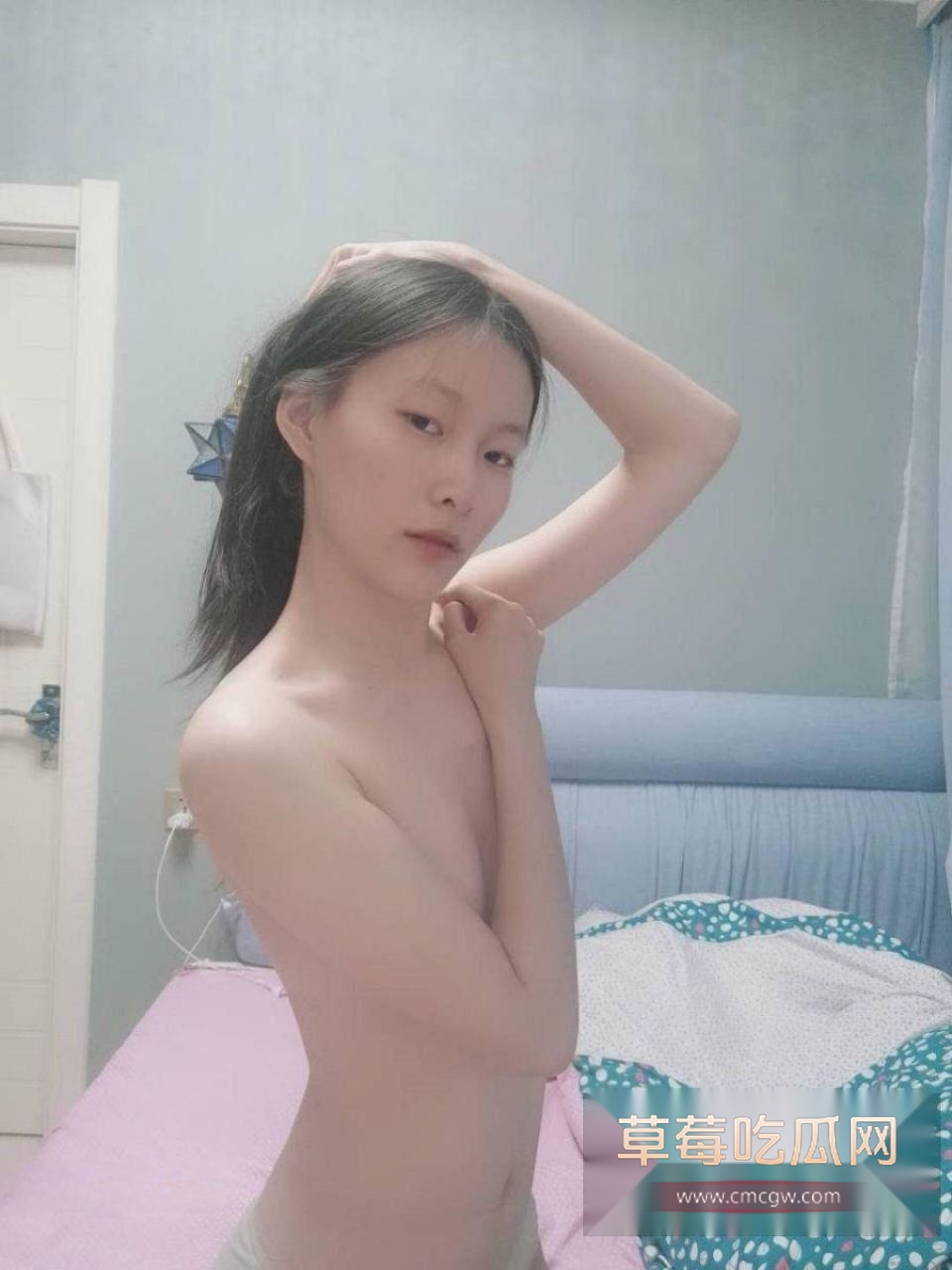 河南学生妹在家无聊玩直播2 河南学生妹在家无聊玩直播2