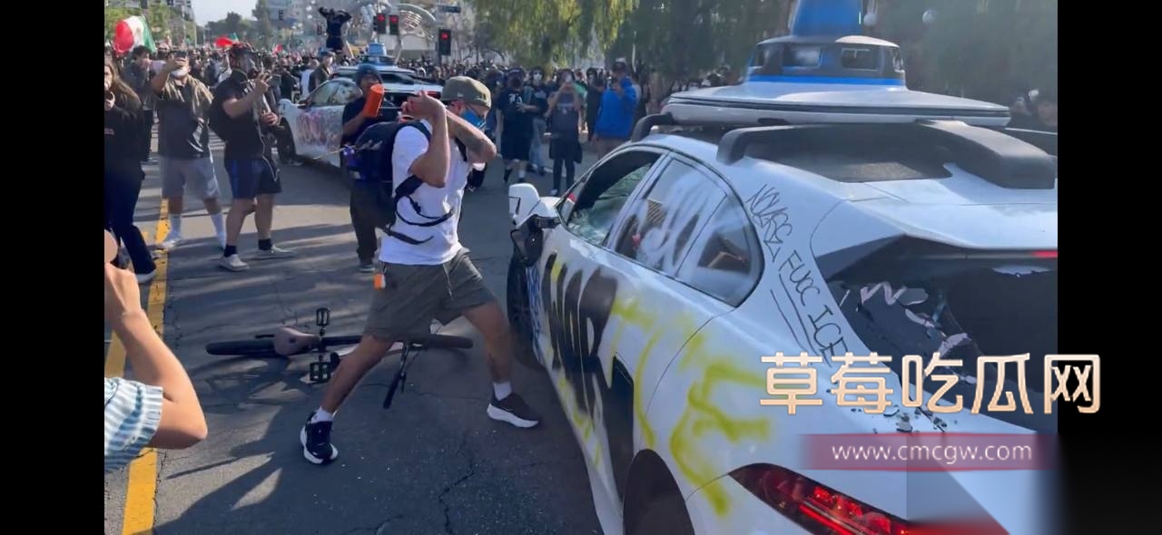 无偿投稿:美国洛杉矶大暴乱 多名中国留学生被洗脑乱入5 无偿投稿:美国洛杉矶大暴乱 多名中国留学生被洗脑乱入5