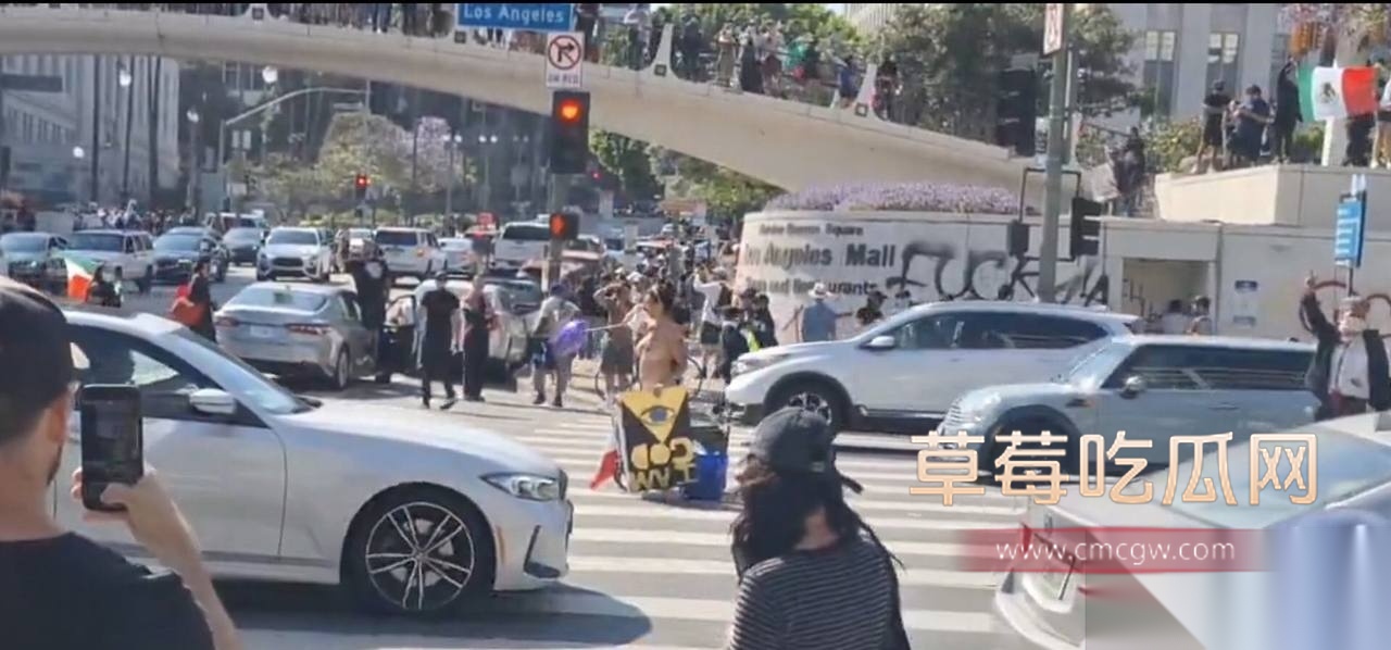 无偿投稿:美国洛杉矶大暴乱 多名中国留学生被洗脑乱入15 无偿投稿:美国洛杉矶大暴乱 多名中国留学生被洗脑乱入15