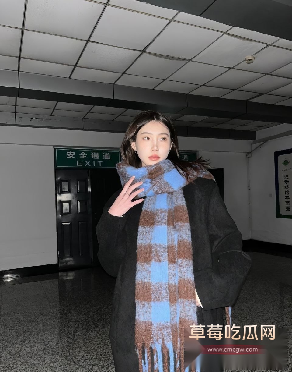 女大学生与男友私密视频 2