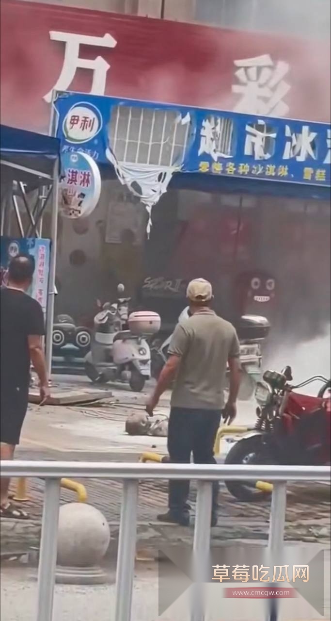 挑战烧衣服被烧死 4