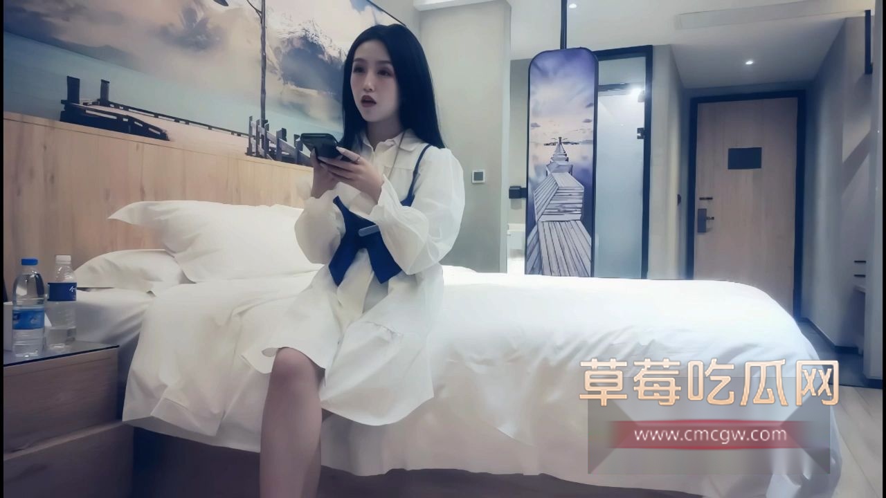 小嫩模一脸清高样最后还很不愉快1